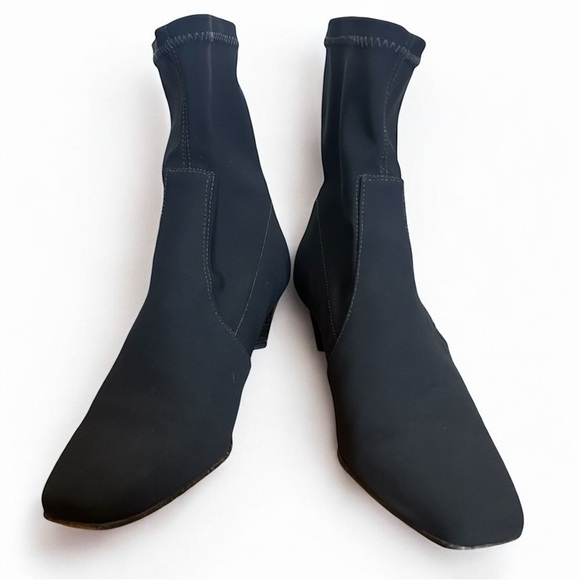 Donald J Pliner • Sophia Pull On Ankle Bootie Black Size 9 - Picture 3 of 8